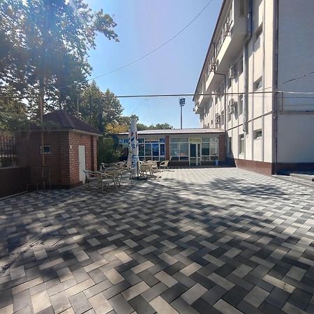 Grand Avenue Hotel Tashkent Bagian luar foto