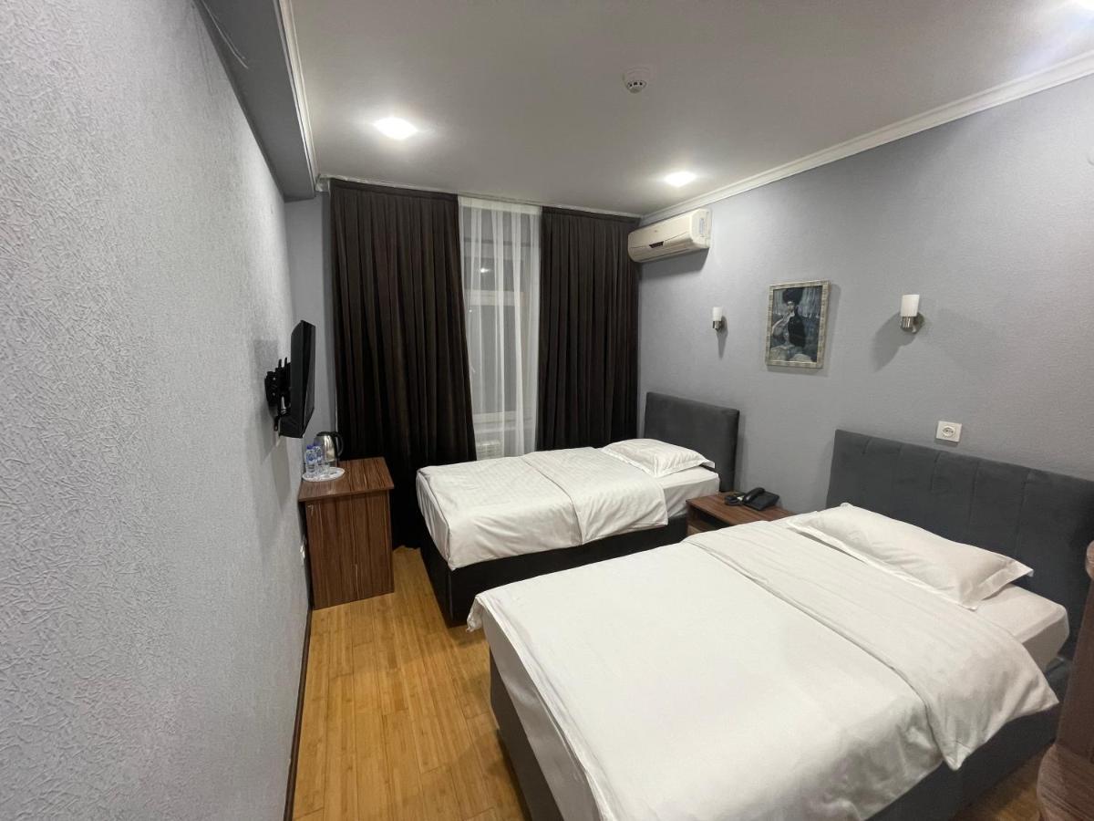 Grand Avenue Hotel Tashkent Bagian luar foto