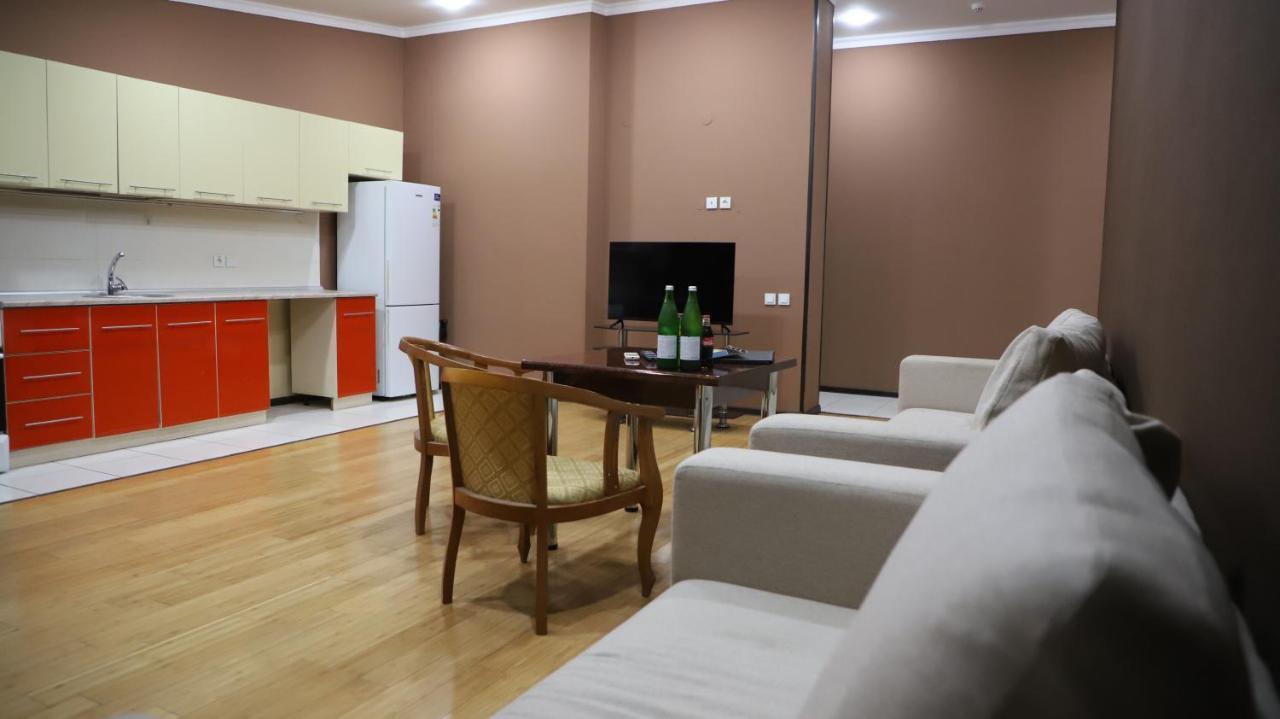 Grand Avenue Hotel Tashkent Bagian luar foto