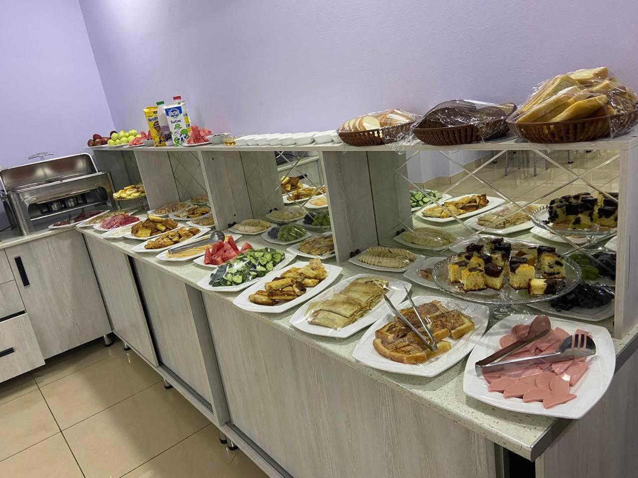 Grand Avenue Hotel Tashkent Bagian luar foto